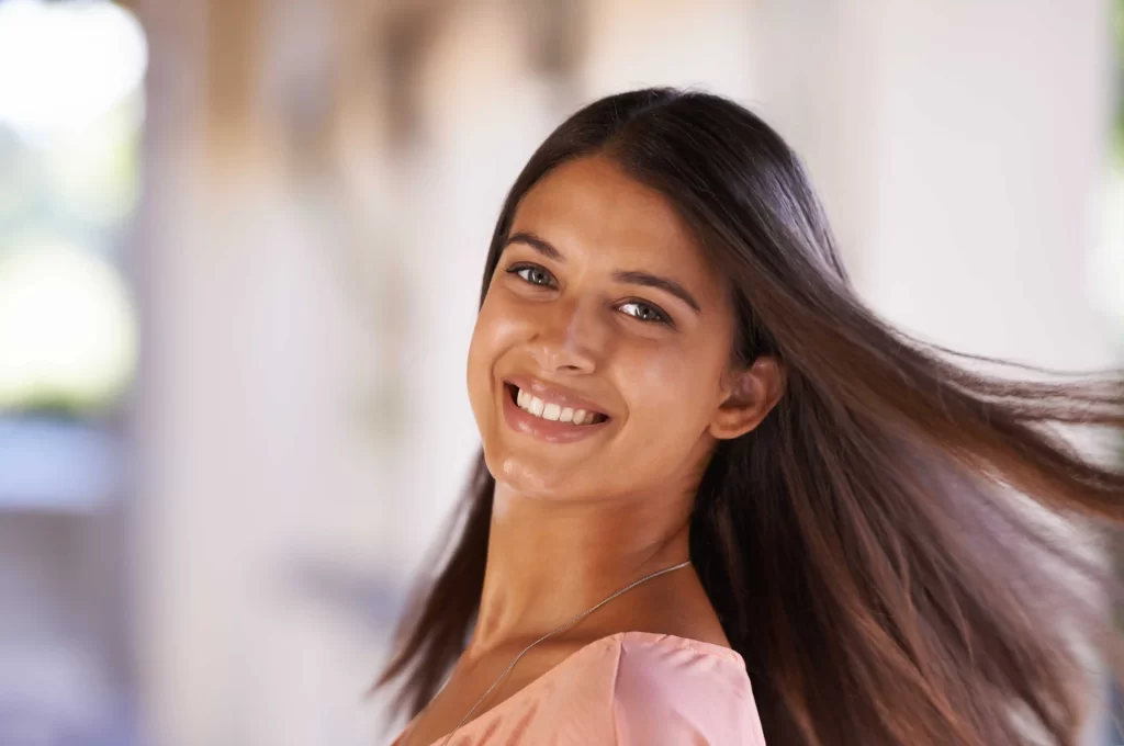 Composite Bonding vs Veneers